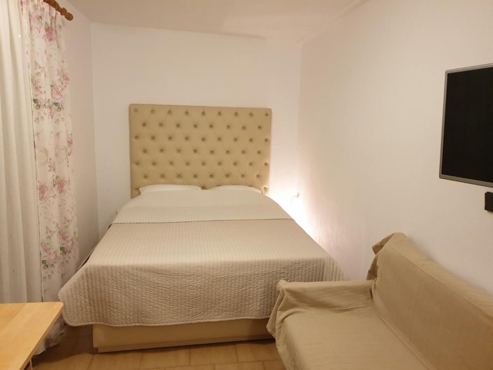 Kastoria Hotel Apartments Hanioti Bagian luar foto