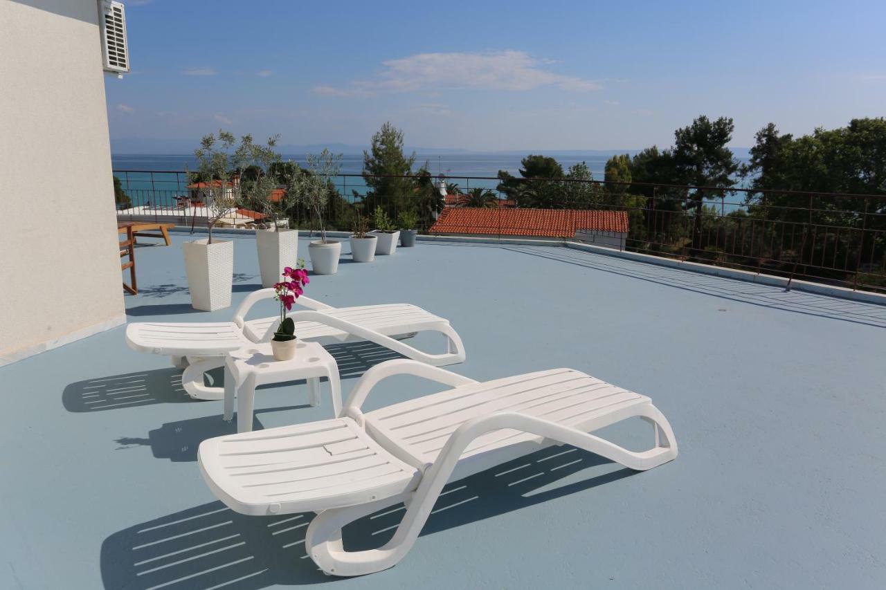 Kastoria Hotel Apartments Hanioti Bagian luar foto